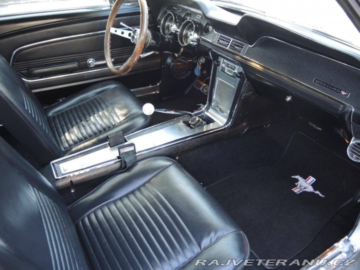 Ford Mustang Fastback 4.7 V8 1967