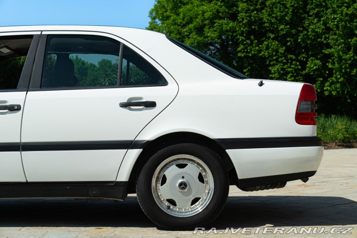 Mercedes-Benz 200 C 200 KOMPRESSOR 1996