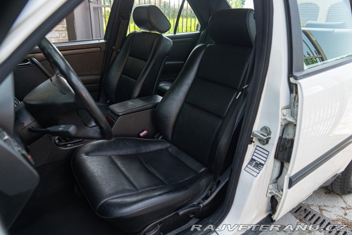 Mercedes-Benz 200 C 200 KOMPRESSOR 1996