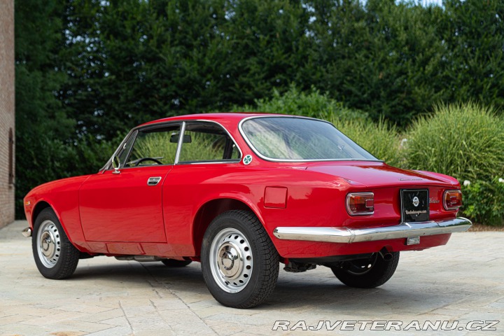 Alfa Romeo Giulia SPRINT GT VELOCE 1967