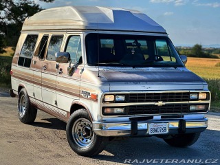 Chevrolet G20 5.7 V8 | American Van