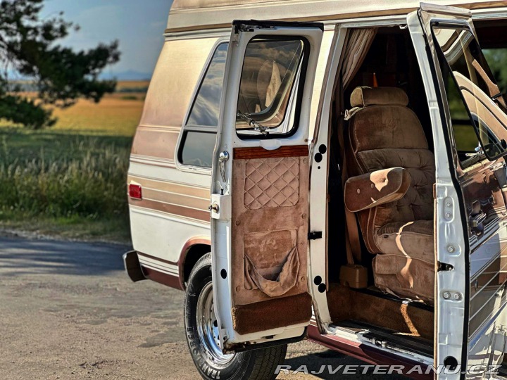Chevrolet G20 5.7 V8 | American Van 1992