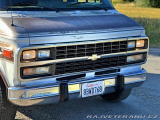 Chevrolet G20 5.7 V8 | American Van 1992