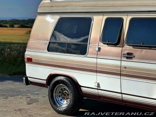 Chevrolet G20 5.7 V8 | American Van 1992