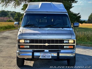 Chevrolet G20 5.7 V8 | American Van 1992