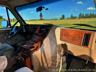 Chevrolet G20 5.7 V8 | American Van 1992