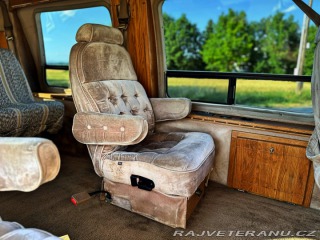 Chevrolet G20 5.7 V8 | American Van 1992