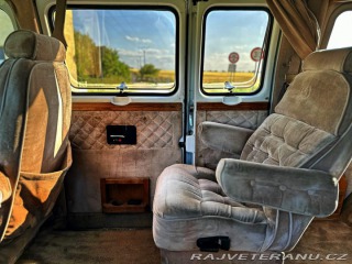 Chevrolet G20 5.7 V8 | American Van 1992