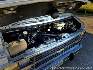 Chevrolet G20 5.7 V8 | American Van 1992