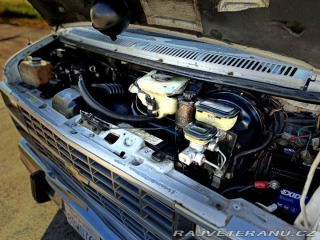 Chevrolet G20 5.7 V8 | American Van 1992