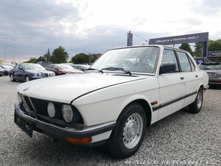 BMW 5 518 5-Rychlostní 122 PS