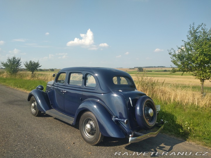 Ford V8 48 1935
