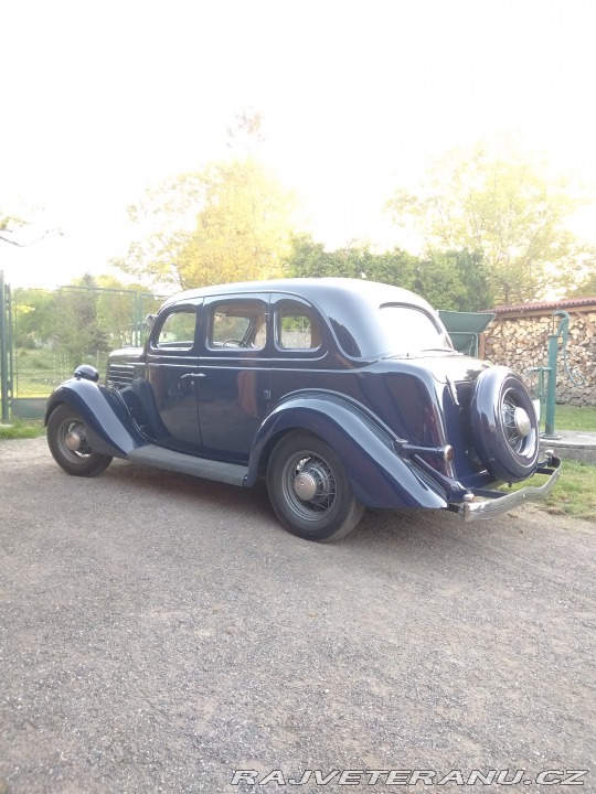 Ford V8 48 1935