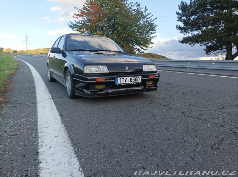 Renault 19 