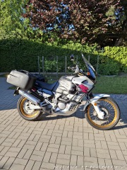 Honda  XRV 750 AFRICA TWIN