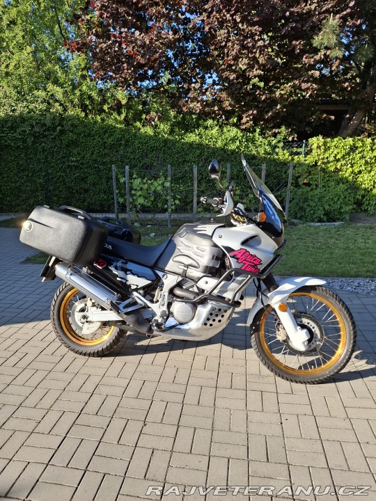 Honda Ostatní modely XRV 750 AFRICA TWIN 1995