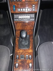 Mercedes-Benz 300 W124 300 E -24 1989