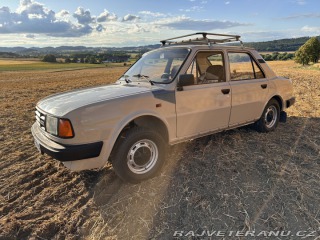 Škoda 120 1987