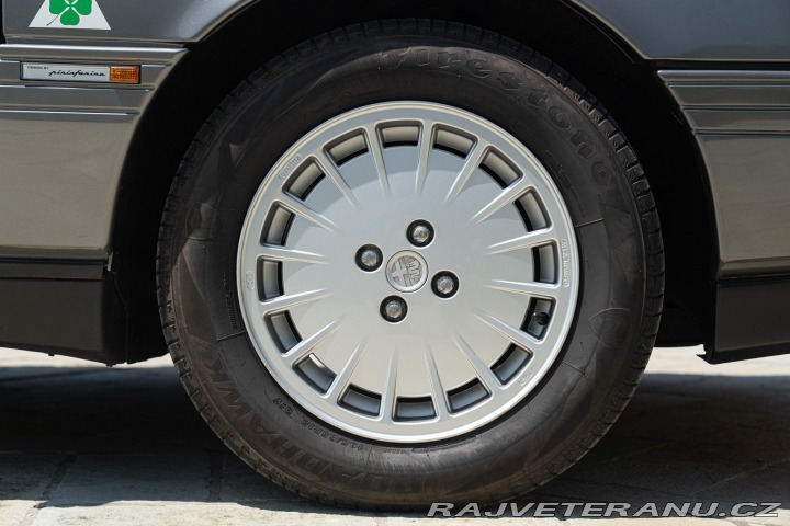 Alfa Romeo 164 2.0 TWIN SPARK 1991