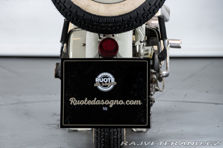 Ostatní značky Ostatní modely Innocenti LAMBRETTA 150 D 1956