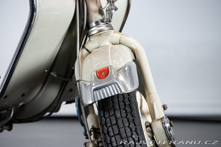 Ostatní značky Ostatní modely Innocenti LAMBRETTA 150 D 1956