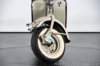 Ostatní značky Ostatní modely Innocenti LAMBRETTA 150 D 1956