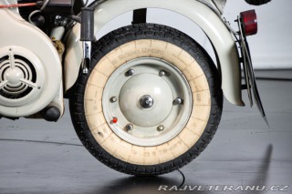 Ostatní značky Ostatní modely Innocenti LAMBRETTA 150 D 1956