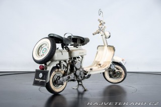 Ostatní značky Ostatní modely Innocenti LAMBRETTA 150 D 1956