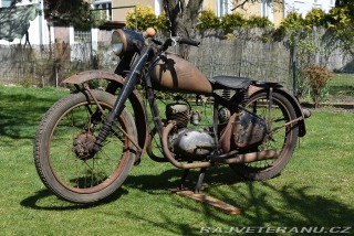 ČZ 125 T