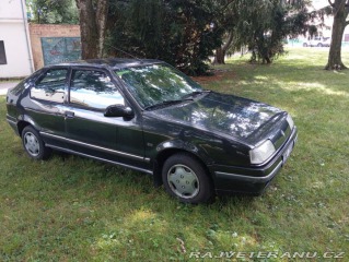 Renault 19 3 dvéř. 1993