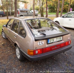 Toyota Corolla E8 1987