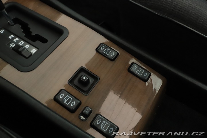 Mercedes-Benz 230 W124 230 CE 1989