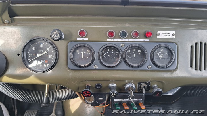 UAZ 469 1986