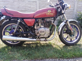 Yamaha XS 400