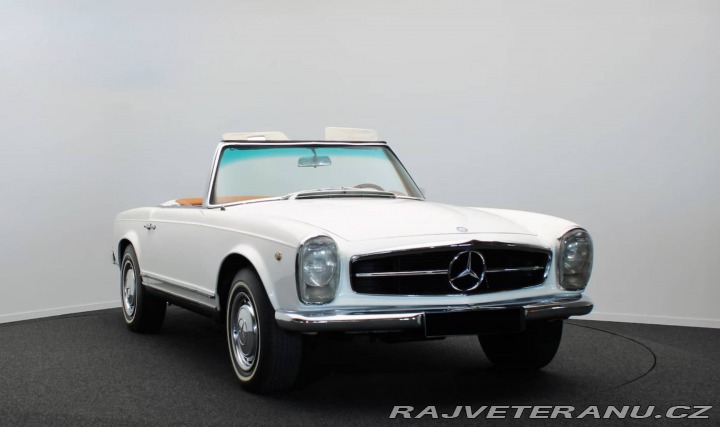 Mercedes-Benz 230 230SL Pagode (W113) 1967