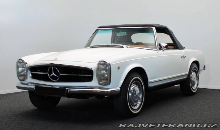 Mercedes-Benz 230 230SL Pagode (W113) 1967