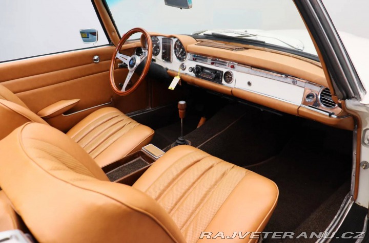 Mercedes-Benz 230 230SL Pagode (W113) 1967