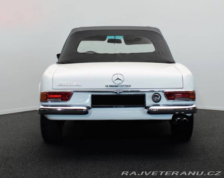 Mercedes-Benz 230 230SL Pagode (W113) 1967
