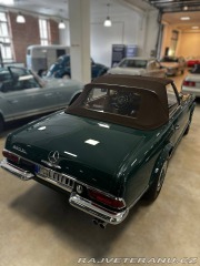 Mercedes-Benz 230 W113 230 SL 1969