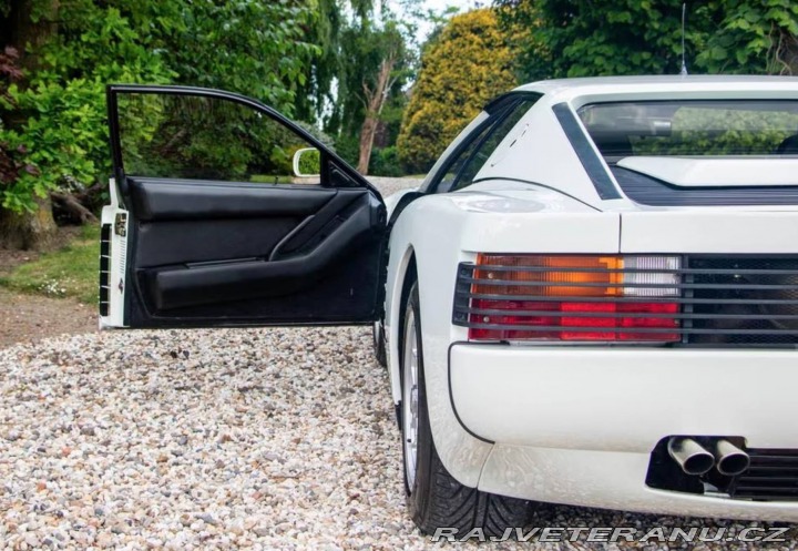 Ferrari Testarossa 1988