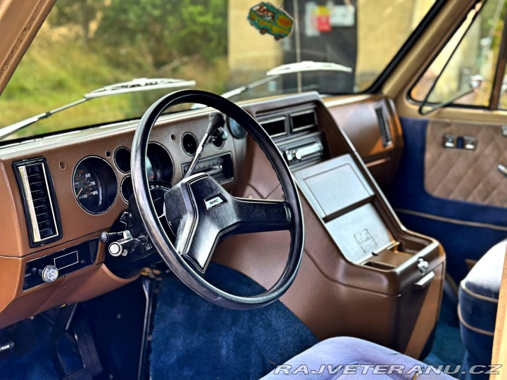 GMC Vandura 2500 | 6.2L V8 Diesel 1983