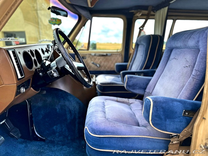 GMC Vandura 2500 | 6.2L V8 Diesel 1983