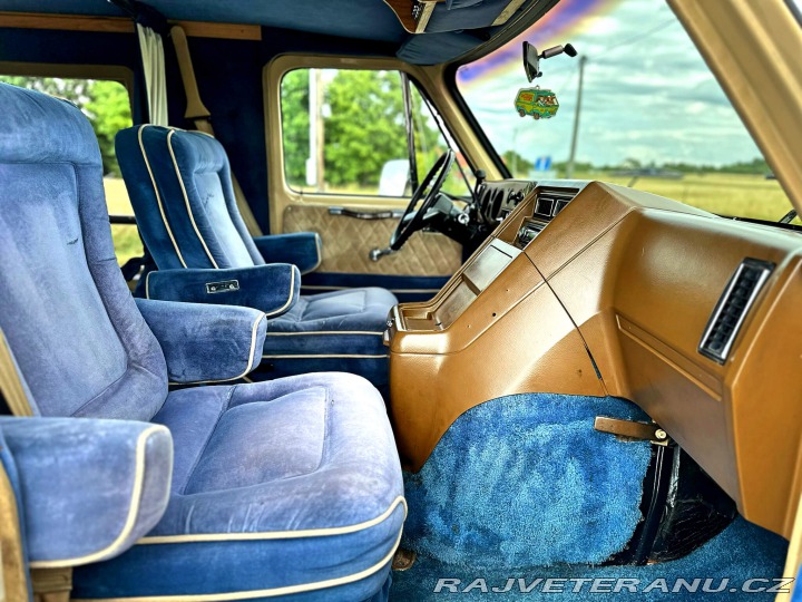 GMC Vandura 2500 | 6.2L V8 Diesel 1983