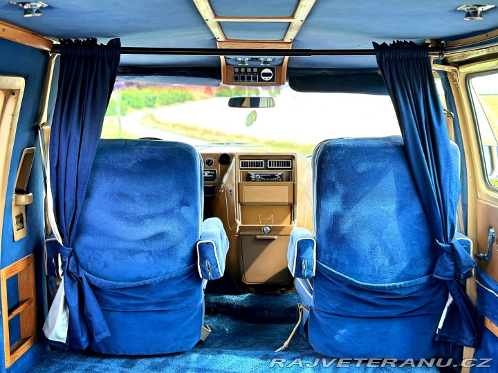 GMC Vandura 2500 | 6.2L V8 Diesel 1983