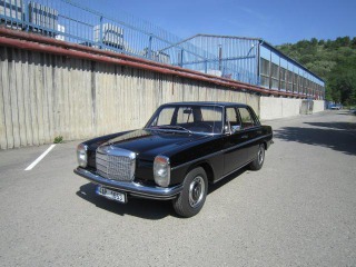 Mercedes-Benz 220 /8 W115
