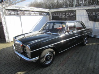 Mercedes-Benz 220 /8 W115 1969