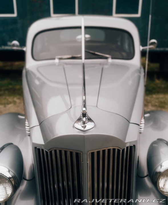 Packard Eight Touring 1938