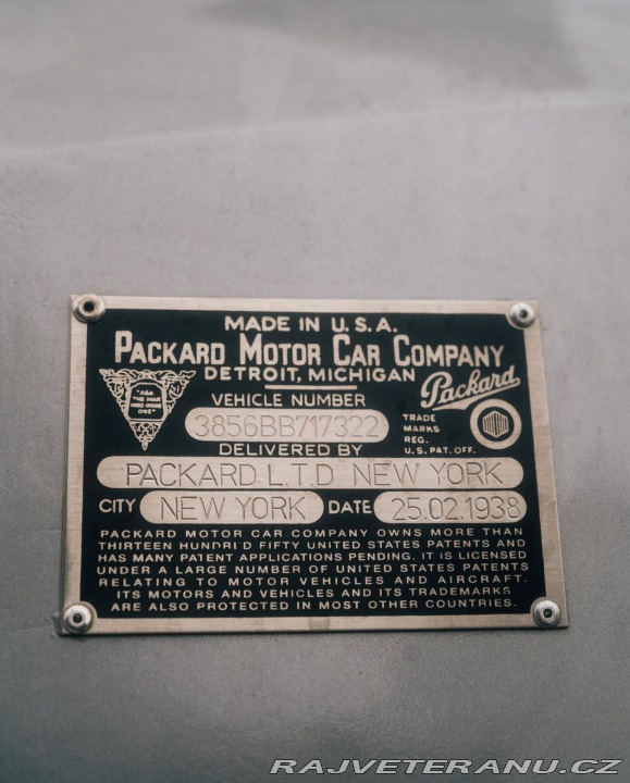 Packard Eight Touring 1938