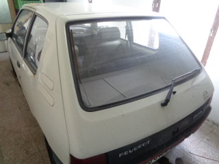 Peugeot 205 Diesel 1905, Look 1990
