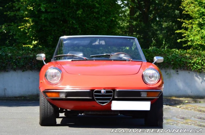 Alfa Romeo 2000 Spider Veloce 1981